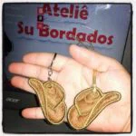 Projeto na Bordadeira- Chaveiro Chapéu