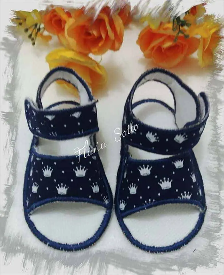 Projetos na Bordadeira - Sandalinhas de Bebê (Pacote 3 modelos) - Imagem 3