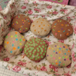 Projeto na Bordadeira - Rosquinha e Absorvente para Amamentação - Image 2