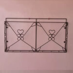 PORTA PLACA DE PAREDE [MARROM/BRANCO] - Imagem 2