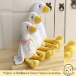Projeto na Bordadeira Cisnes Pelúcia Decorativa