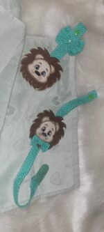Matriz de bordado leaozinho para prendedor de chupeta, sapatinhos de bebe e naninhas planas - Imagem 3