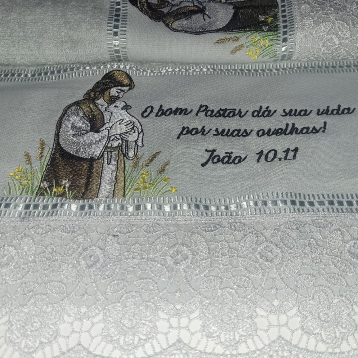 Matriz de bordado ovelhas e o bom pastor - Imagem 6