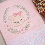 Matrizes de bordado coleΓ§Γ£o floral com ursinha - Image 3