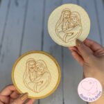 [Matrizes de Bordado] TAG Sagrada Família em Trapunto - Imagem 3