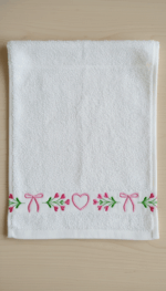 Matriz de Bordado Barrinha Entremeio Laço Coração - Imagem 4