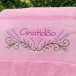 Matriz de Bordado - Barrado Flores com Gratidão